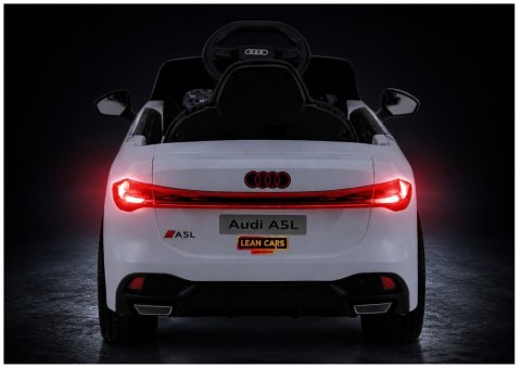 Pojazd Na Akumulator Audi A5L HL788 Biały