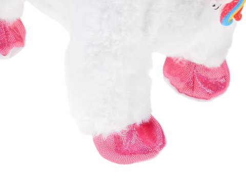 Interaktywny Jednorożec na Smyczy Chodzi Śpiewa Rusza Głową ZA6273