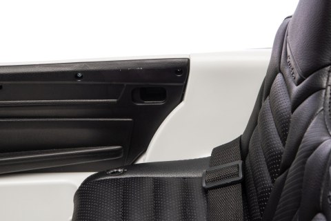 Pojazd Porsche Macan Biały