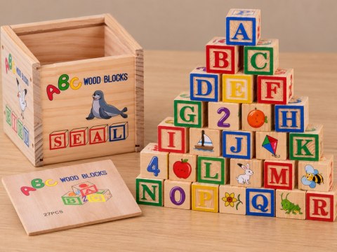 Drewniane klocki edukacyjne - litery, cyfry i obrazki ALFABET 27ele ZA6239