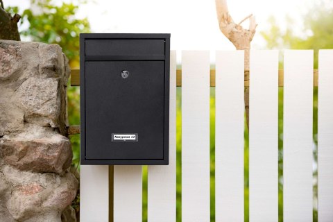 Skrzynka na listy GUSTAV czarna