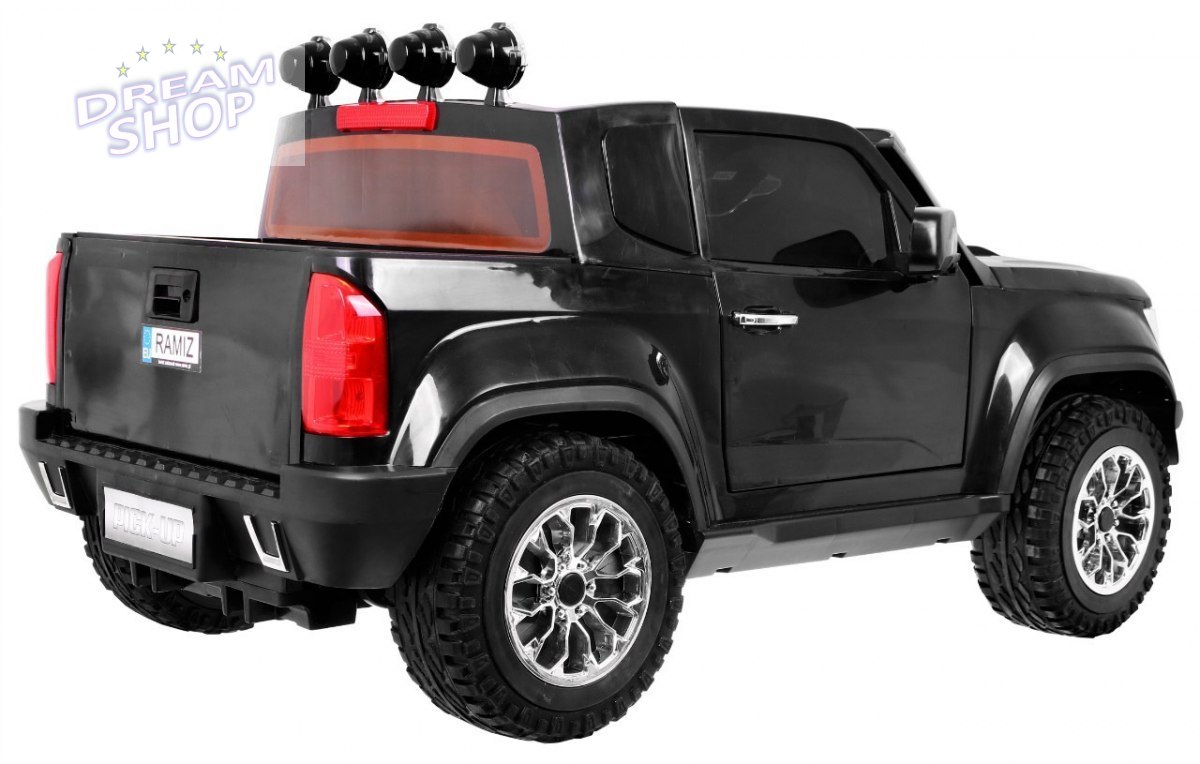Pojazd Chevi 4x4 Pickup Skóra 2.4G Czarny Pojazd Chevi 4x4 Pickup Skóra 2.4G Czarny