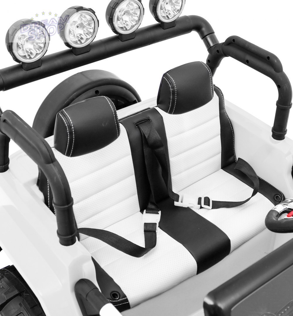 Pojazd MASTER 4x4 Biały Pojazd MASTER 4x4 Biały