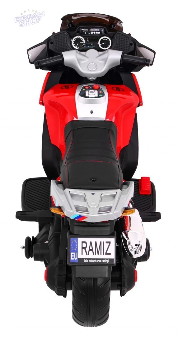 Pojazd Motor Sport Tourism Czerwony Pojazd Motor Sport Tourism Czerwony
