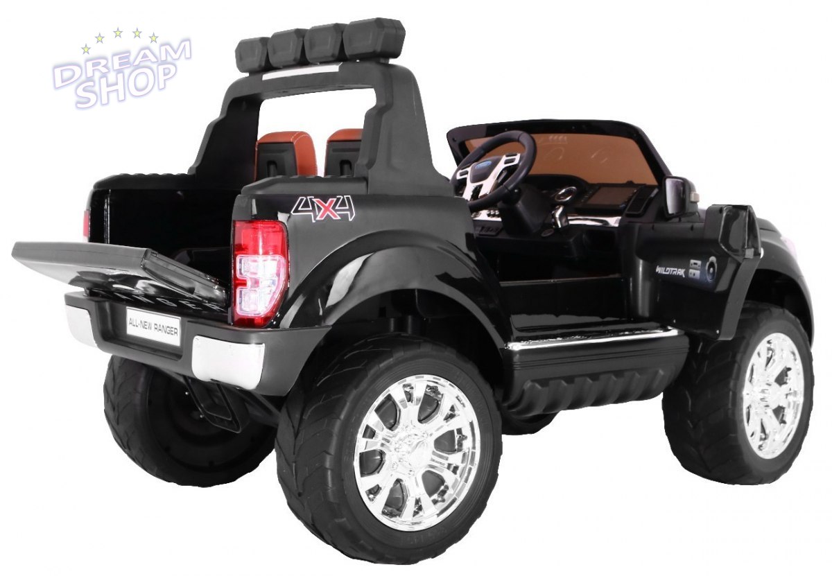 Pojazd NEW Ford Ranger 4x4 FaceLifting Lakierowany Czarny Pojazd NEW Ford Ranger 4x4 FaceLifting Lakierowany Czarny