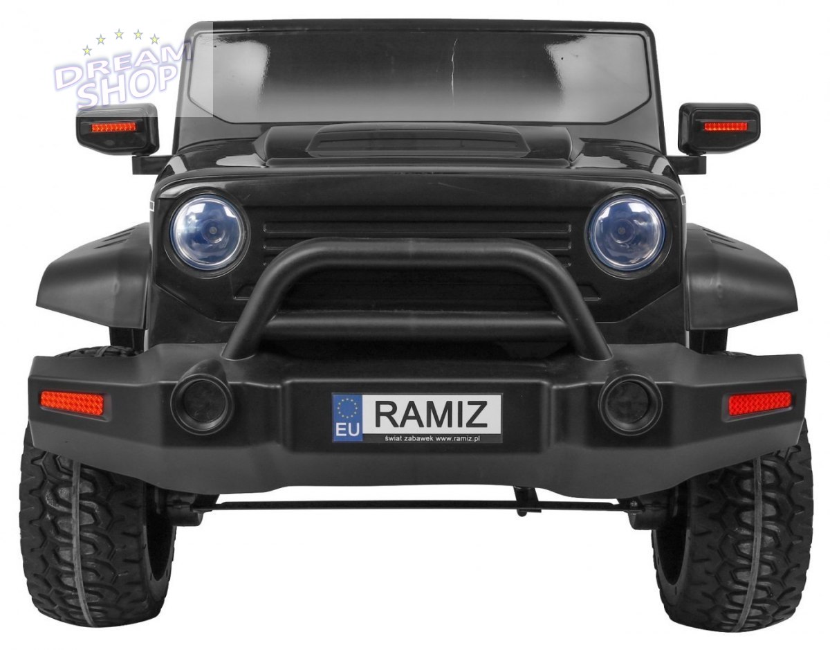 Pojazd STRONG 4 x 4 czarny Pojazd STRONG 4 x 4 czarny