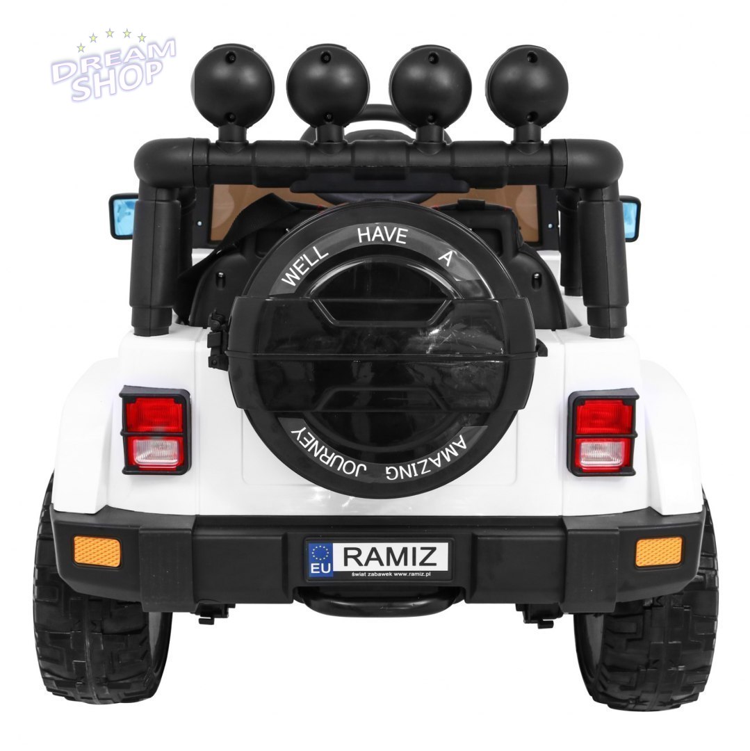 Pojazd Terenowy Full Time 4WD Biały Pojazd Terenowy Full Time 4WD Biały