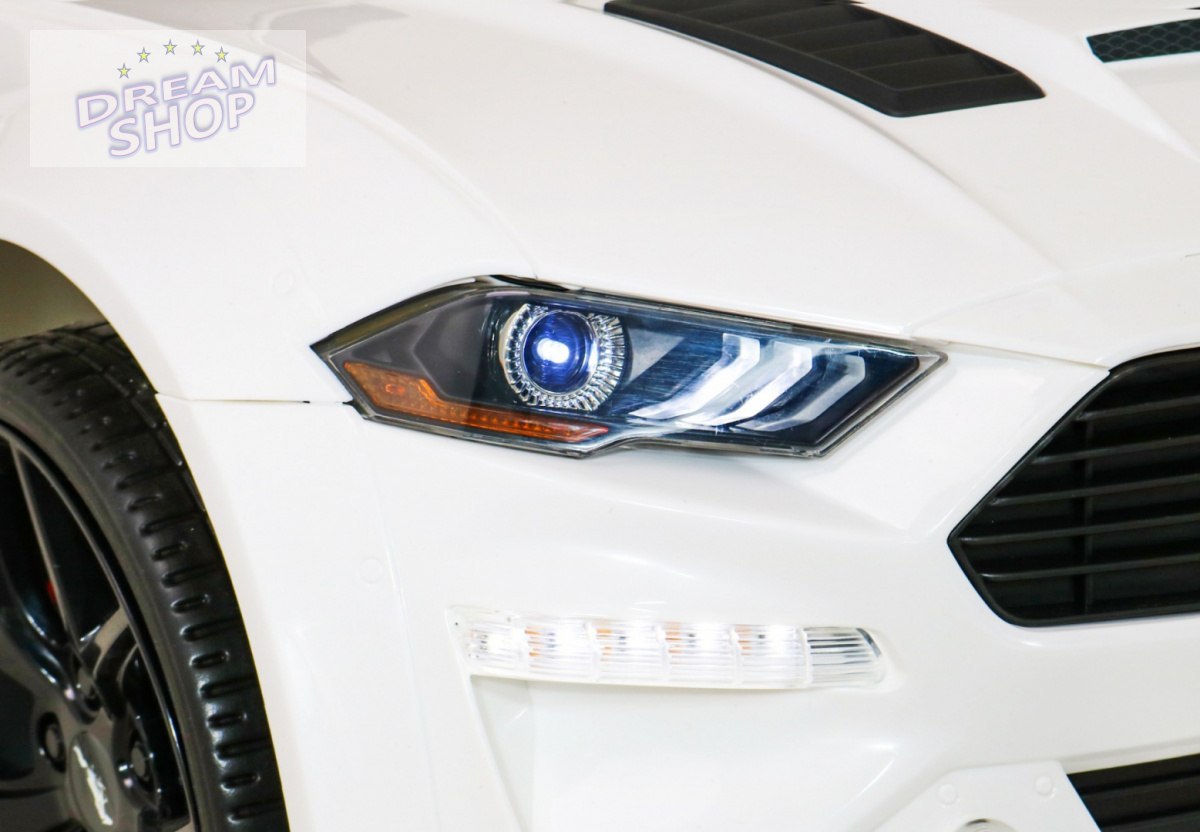Pojazd Ford Mustang GT Biały Pojazd Ford Mustang GT Biały