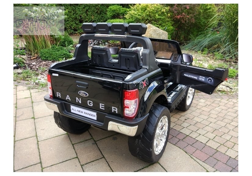 Auto na akumulator Ford Ranger Czarny lakier 4x4 Auto na akumulator Ford Ranger Czarny lakier 4x4