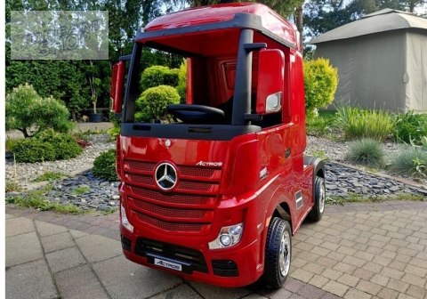 Auto na Akumulator Mercedes Actros Czerwony Lakierowany MP4