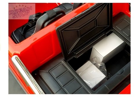 Pojazd Na Akumulator Mercedes 6x45W Czerwony MP4 Pojazd Na Akumulator Mercedes 6x45W Czerwony MP4