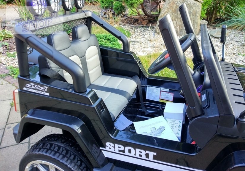 Auto na Akumulator S2388 Jeep Czarny 4x45W Auto na Akumulator S2388 Jeep Czarny 4x45W