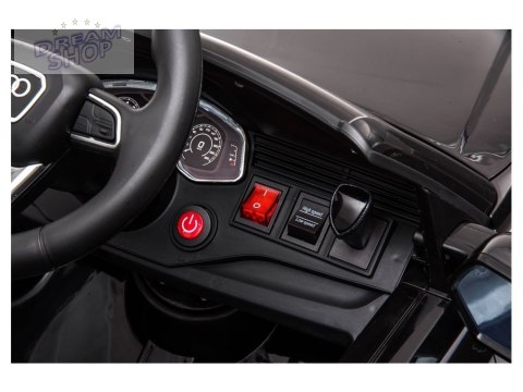 Samochód na akumulator Audi RS Q8 czarny Samochód na akumulator Audi RS Q8 czarny
