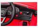 Samochód na akumulator Audi RS Q8 czerwony