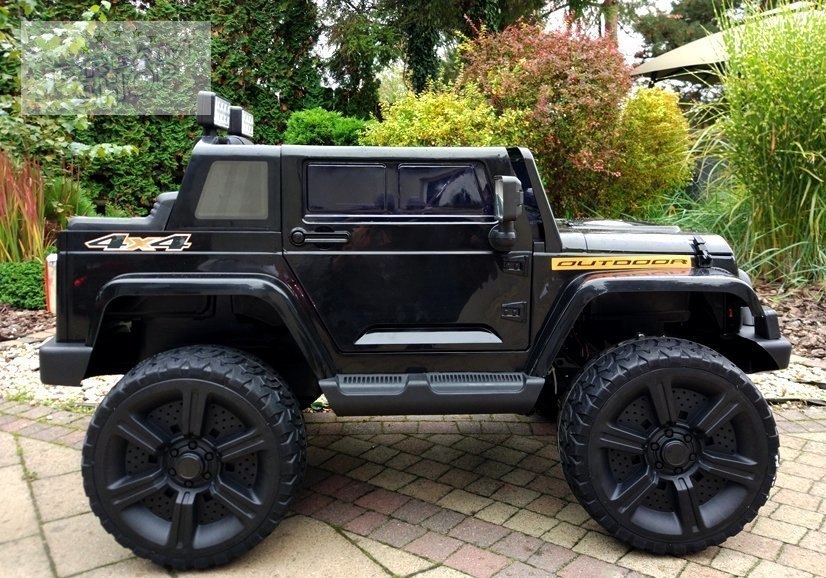 Auto na Akumulator Jeep HL1668 4x4 Czarny Auto na Akumulator Jeep HL1668 4x4 Czarny