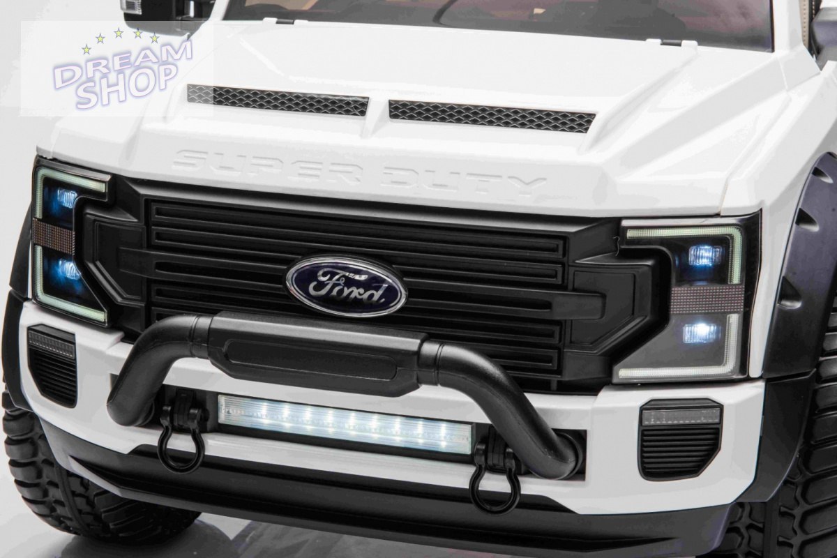 Pojazd Ford Super Duty Biały Pojazd Ford Super Duty Biały
