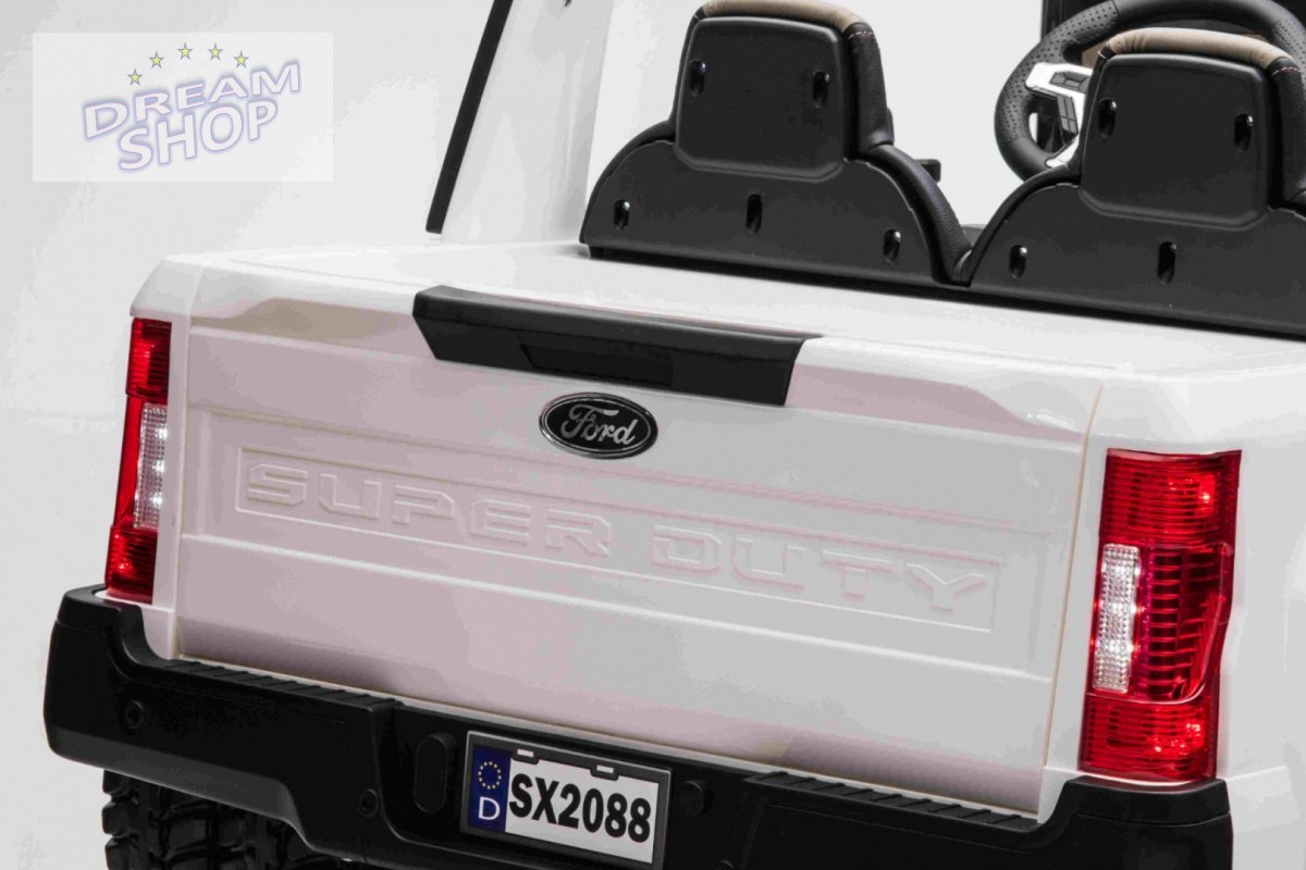 Pojazd Ford Super Duty Biały Pojazd Ford Super Duty Biały