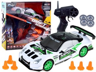 Samochód zdalnie sterowany do driftu AUTO drift pilot RC pachołki RC0506