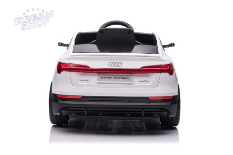 Auto Na Akumulator Audi E- Tron Białe QLS-6688 Auto Na Akumulator Audi E- Tron Białe QLS-6688