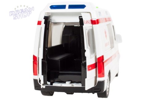 Karetka ambulans z dźwiękiem napędem 1:16