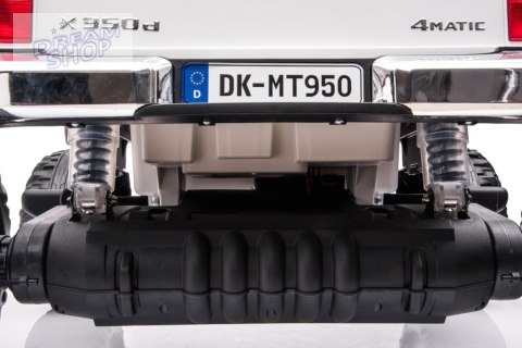 Pojazd Na Akumulator DK-MT950 Biały Pojazd Na Akumulator DK-MT950 Biały