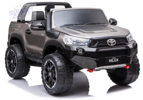Auto na Akumulator Toyota Hilux Srebrny Lakierowany Auto na Akumulator Toyota Hilux Srebrny Lakierowany