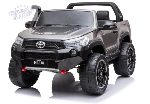 Auto na Akumulator Toyota Hilux Srebrny Lakierowany Auto na Akumulator Toyota Hilux Srebrny Lakierowany