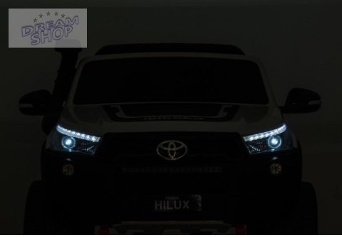 Auto na Akumulator Toyota Hilux Srebrny Lakierowany Auto na Akumulator Toyota Hilux Srebrny Lakierowany