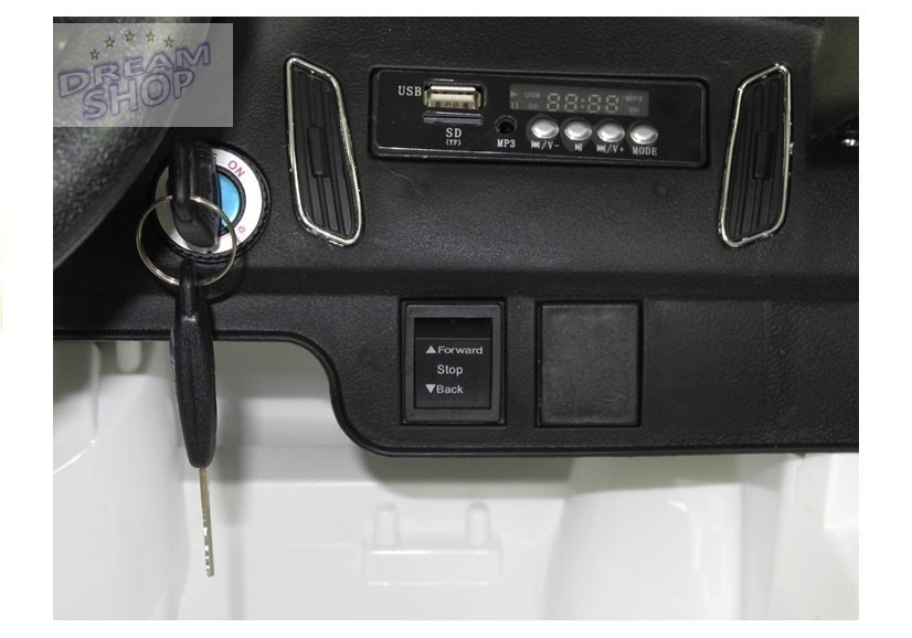 Auto na akumulator Ford Focus Czarne Lakierowane Auto na akumulator Ford Focus Czarne Lakierowane