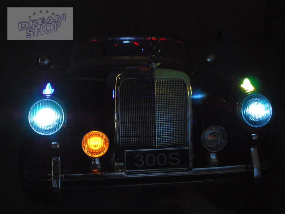 Auto MERCEDES 300s LAKIER radio pilot PA0082 M Auto MERCEDES 300s LAKIER radio pilot PA0082 M