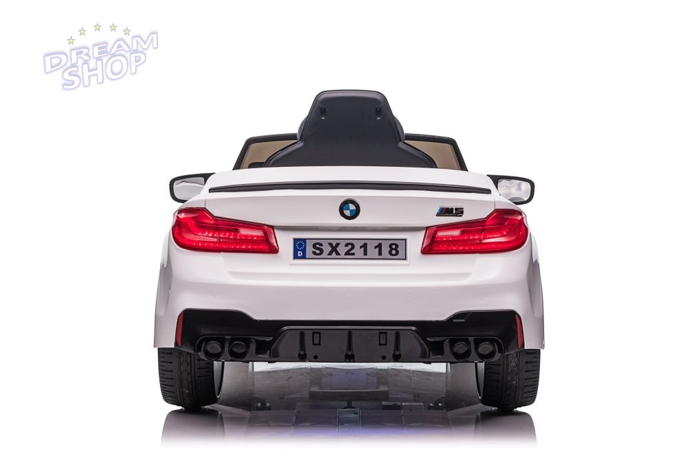 Auto Na Akumulator BMW M5 DRIFT Białe Auto Na Akumulator BMW M5 DRIFT Białe