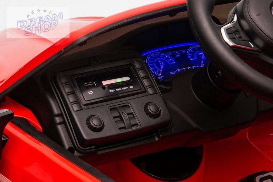 Auto Na Akumulator BMW M5 Z Platformą Dla Rodzica Czerwone Lakierowane Auto Na Akumulator BMW M5 Z Platformą Dla Rodzica Czerwone Lakierowane