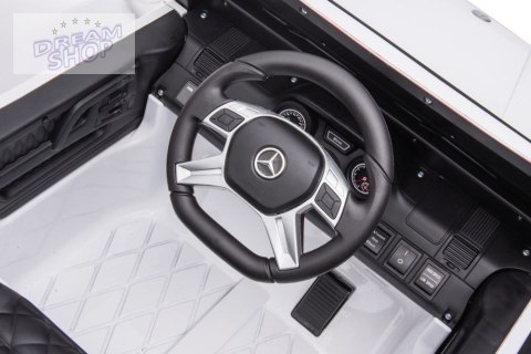 Auto Na Akumulator Mercedes Benz G63 6X6 Biały Auto Na Akumulator Mercedes Benz G63 6X6 Biały
