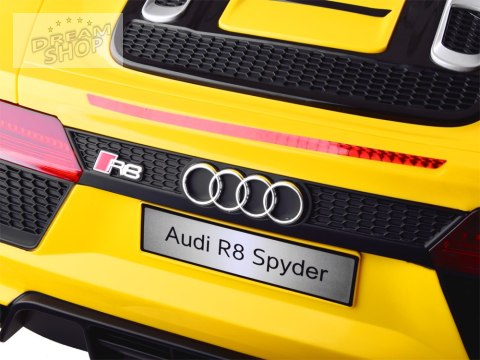 Autko na akumulator AUDI R8 Spyder + pilot PA0182 Autko na akumulator AUDI R8 Spyder + pilot PA0182