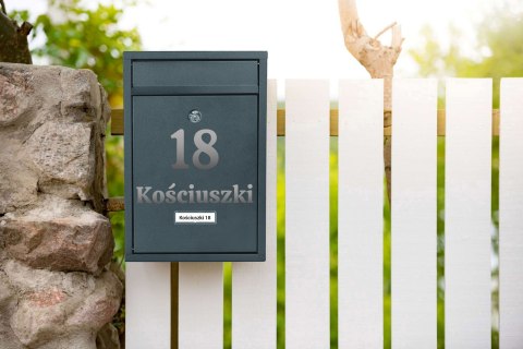 Skrzynka na listy GUSTAV antracyt z napisem