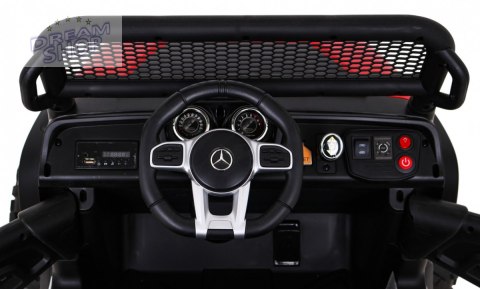 Pojazd Mercedes BENZ UNIMOG Czerwony Pojazd Mercedes BENZ UNIMOG Czerwony