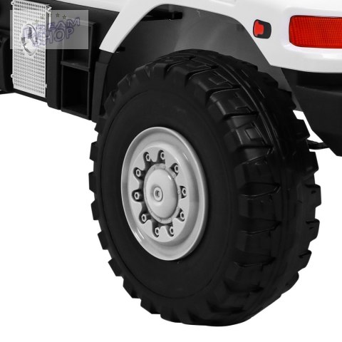 Pojazd Mercedes-Benz Zetros Biały Pojazd Mercedes-Benz Zetros Biały