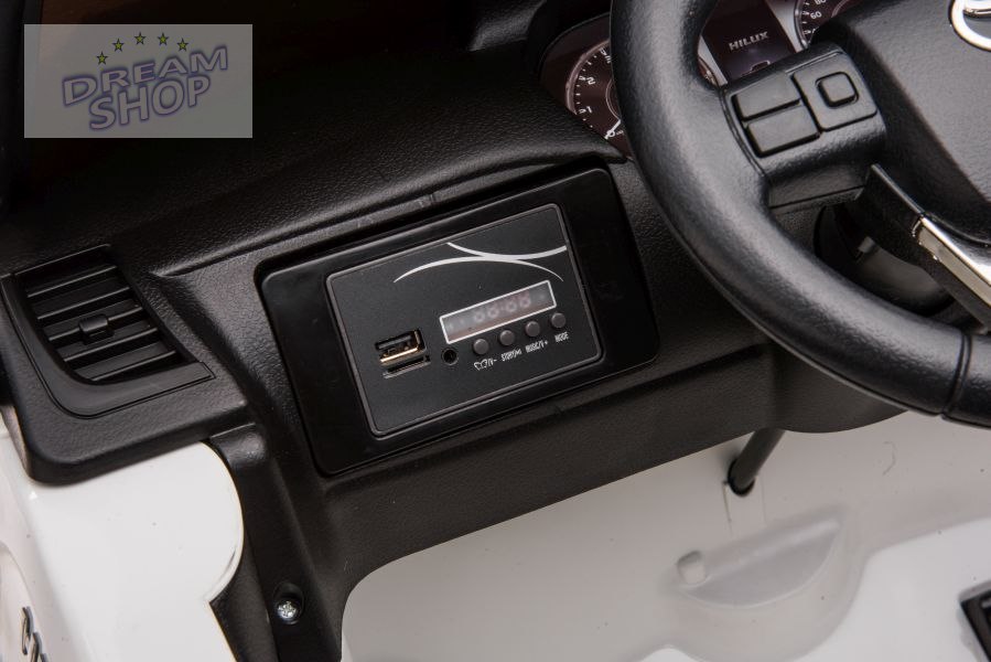Auto Na Akumulator Toyota Hilux DK-HL860 Białe Auto Na Akumulator Toyota Hilux DK-HL860 Białe