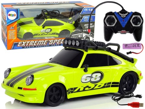 Samochód Sportowy 1:18 Zielone Koło Zapasowe Pilot 27 Mhz