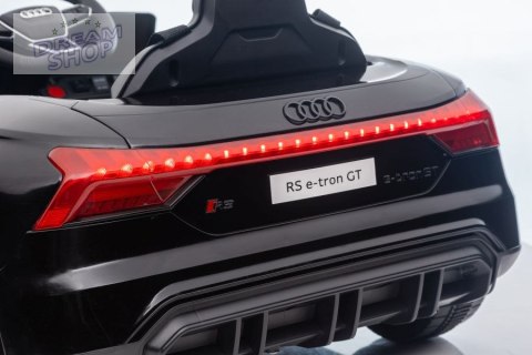 Auto Na Akumulator Audi E- Tron GT Czarne QLS-6888 Auto Na Akumulator Audi E- Tron GT Czarne QLS-6888