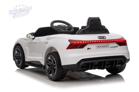 Auto Na Akumulator Audi E- Tron GT QLS-6888 Białe Auto Na Akumulator Audi E- Tron GT QLS-6888 Białe