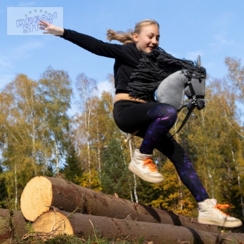 Skippi hobby horse z kantarem brązowy koń A3 duży Skippi hobby horse z kantarem brązowy koń A3 duży