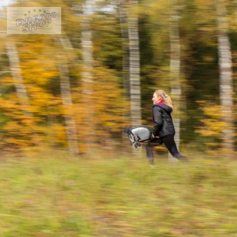 Skippi hobby horse z kantarem wodzami koń A3 duży Skippi hobby horse z kantarem wodzami koń A3 duży