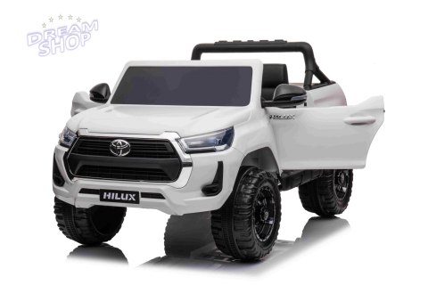 Pojazd Toyota Hillux Biały Pojazd Toyota Hillux Biały