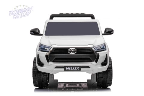 Pojazd Toyota Hillux Biały Pojazd Toyota Hillux Biały