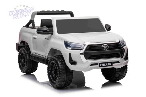 Pojazd Toyota Hillux Biały Pojazd Toyota Hillux Biały