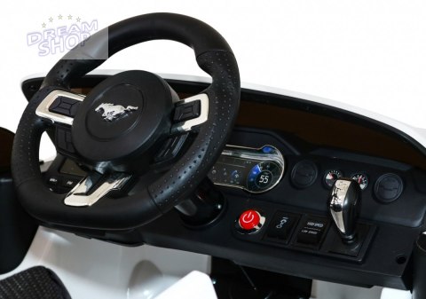 Pojazd Ford Mustang GT Biały Pojazd Ford Mustang GT Biały