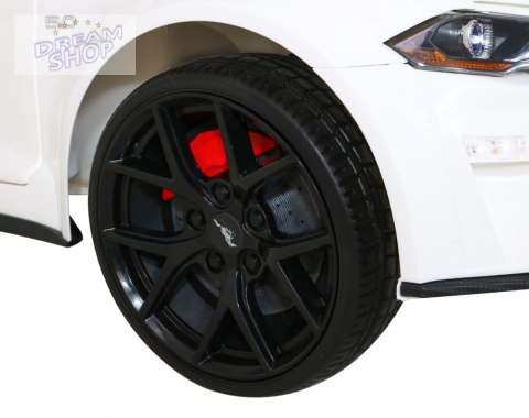 Pojazd Ford Mustang GT Biały Pojazd Ford Mustang GT Biały