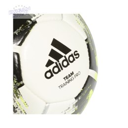 Piłka nożna adidas Team Training Pro CZ2233 r.4
