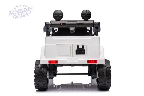 Pojazd Toyota FJ Cruiser Biały Pojazd Toyota FJ Cruiser Biały